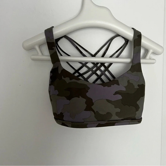 Lululemon Free to Be Bra
Wild *Light Support, A/B Cup - Heritage 365 Camo - Picture 8 of 8